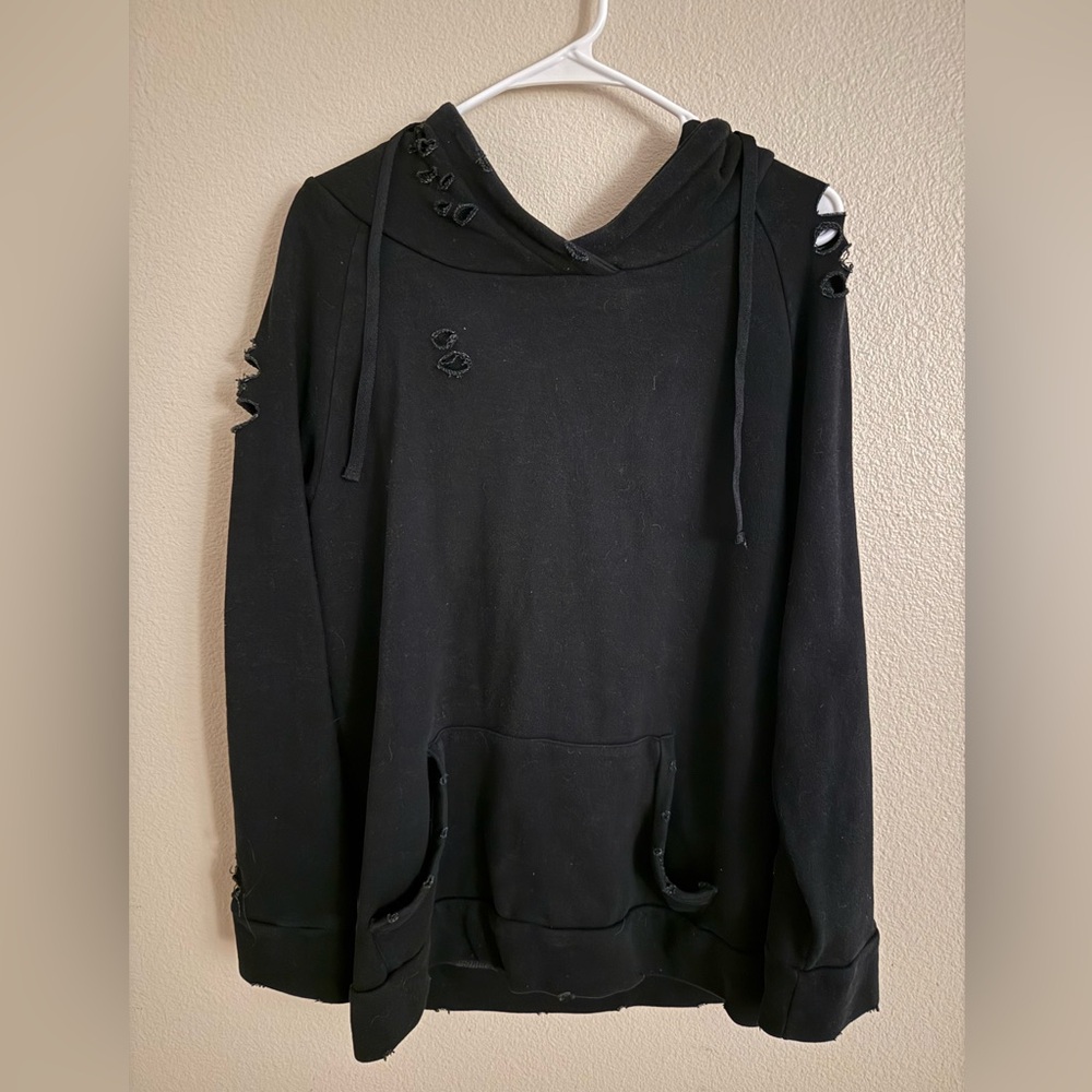 Chelsea DeBoer For Lilly & Lottie Black Distressed Hoodie size XL Chelsea Houska